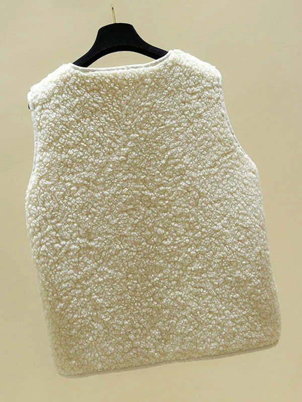 Nora Gilet Sans Manches Femme – Tissu Doux, Fermeture à Boutons & Style Polyvalent