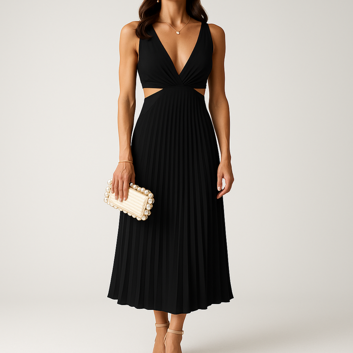 Vestido plisado de Shandee: satén brillante, corte de líquido y elegancia refinada