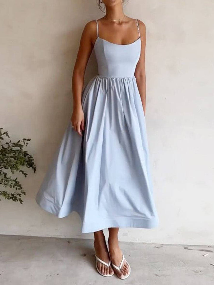 Vestido de cóctel para mujeres Daisy Vestido medio de larga data en línea con un bustier, correas finas y espalda desnuda