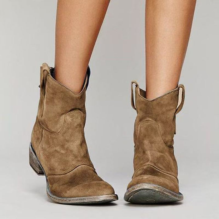 Charlotte Bottes Femme – Boots en Daim Luxueux avec Talon Compensé Confortable & Élégant