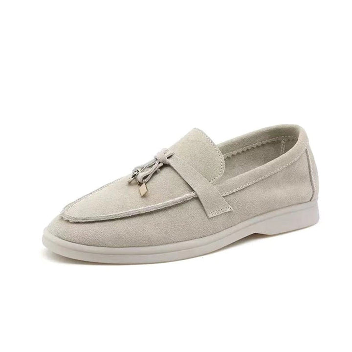 Jasmine Femme Mocassins – Élégants Mocassins en Daim avec Détail Chic à Fermoir