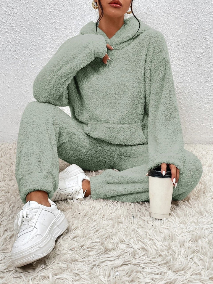 Lillie Ensemble Femme – Tenue d’Intérieur en Polaire Douce avec Hoodie & Jogging Confortables