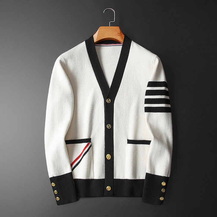 Cárdigan de cachemira para hombre Hans: elegante, a rayas, con cuello en V, botones dorados y prácticos bolsillos.