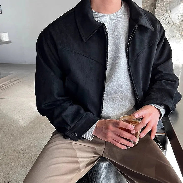 Abrigo de hombre Eric: un abrigo de cuero elegante y moderno para un estilo atemporal.