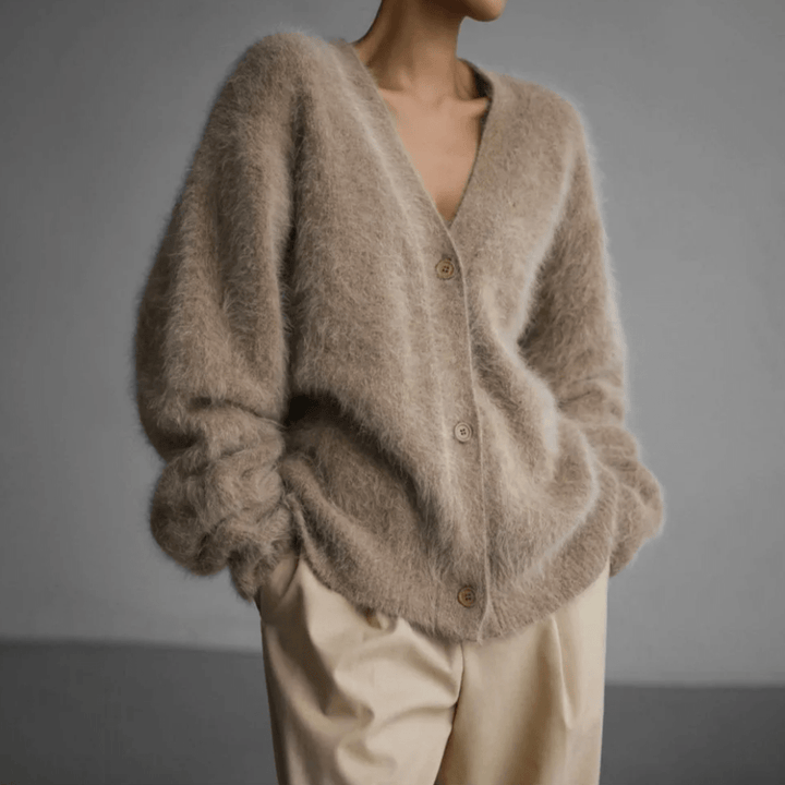 Cardigan da donna Luella: elegante e comodo, a maniche lunghe, perfetto per tutti i giorni