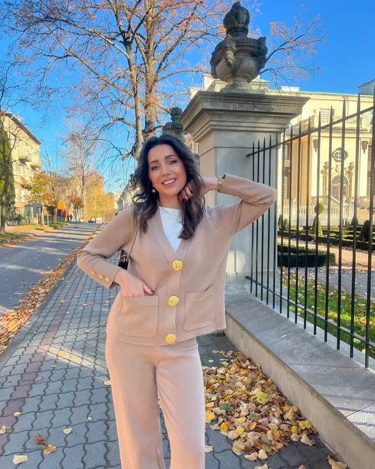 Feyona Veste Femme – L’Art du Confort Chic avec Design Moderne & Élégant