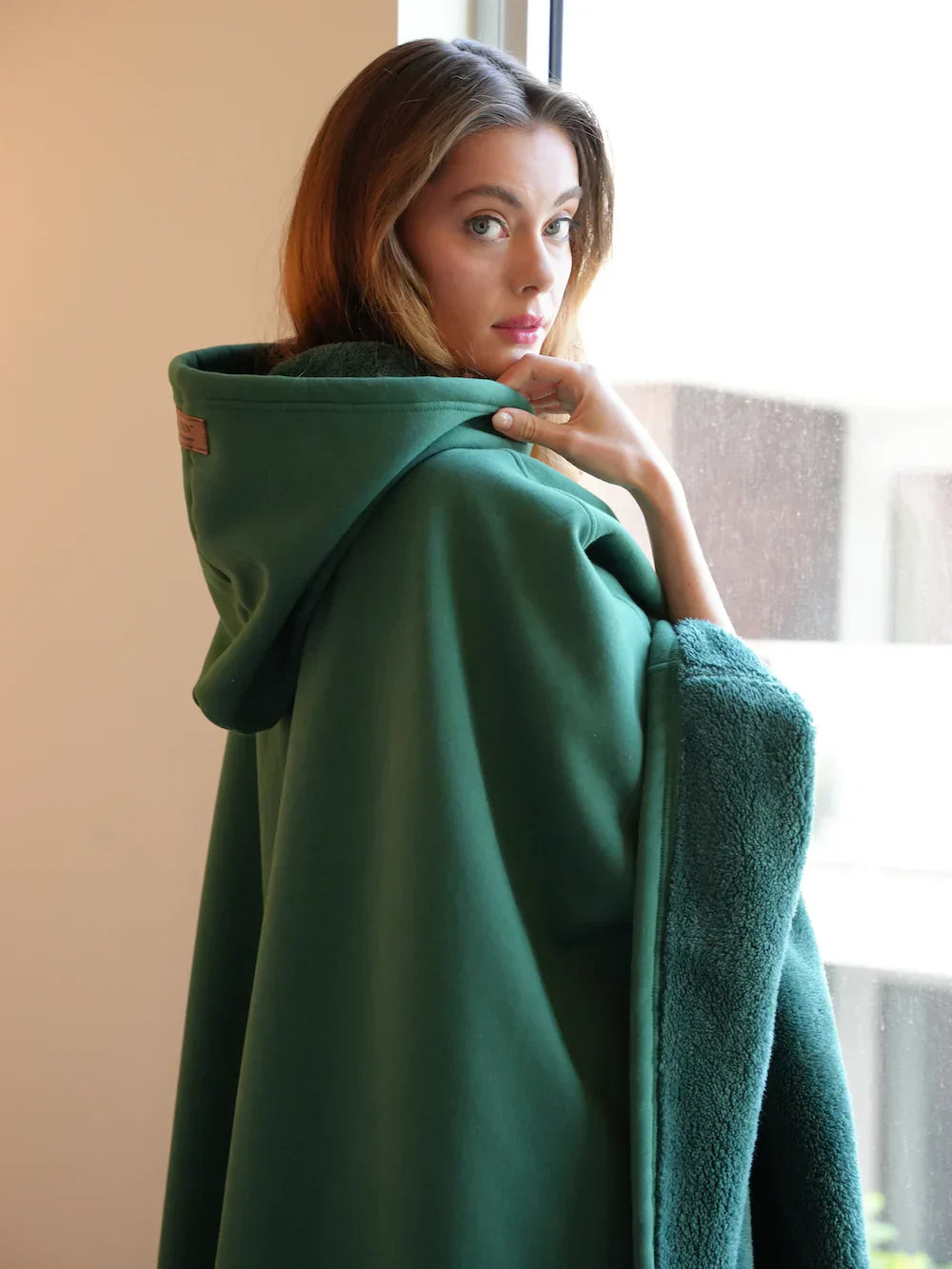 Eden Hoodie Blanket – Sweat à Capuche Oversize en Polaire Douce avec Confort Chaud & Respirant