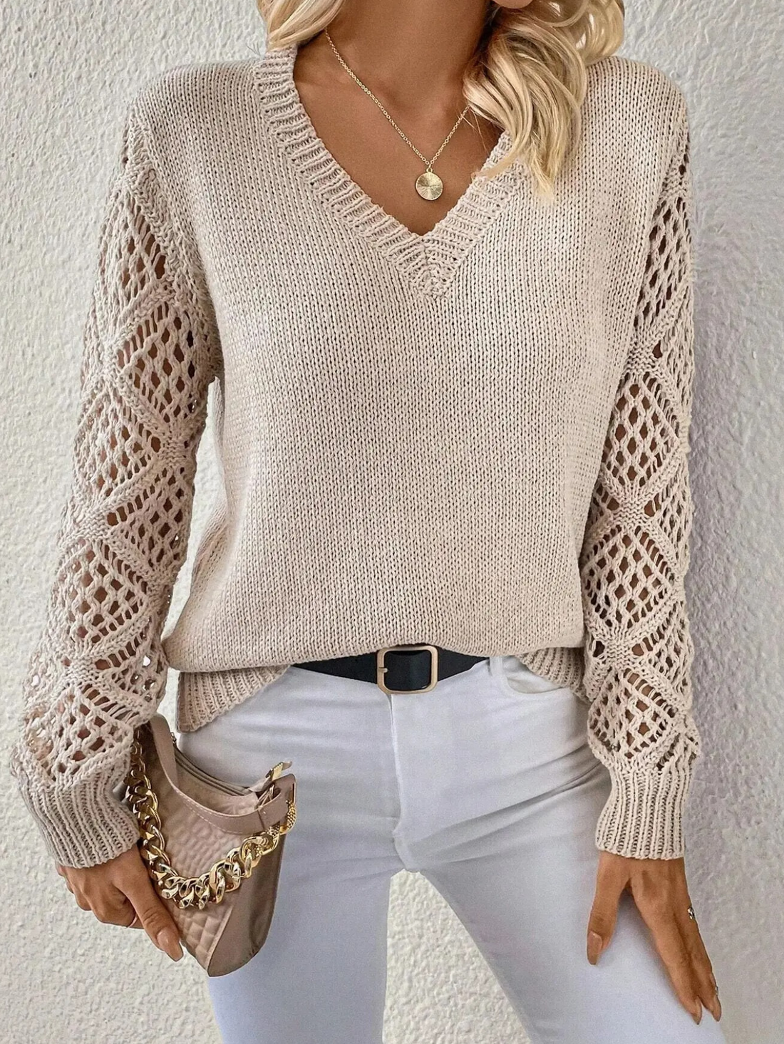 Danny Pull Femme – Léger, Manches Crochetées et Col en V pour un Look Élégant