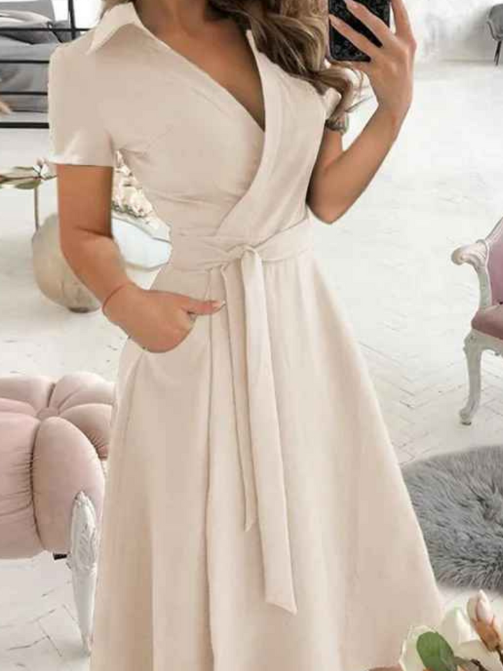 Lucia Robe Femme – Robe à Imprimé Géométrique avec Ceinture à la Taille et Coupe Aérienne pour Chaque Instant