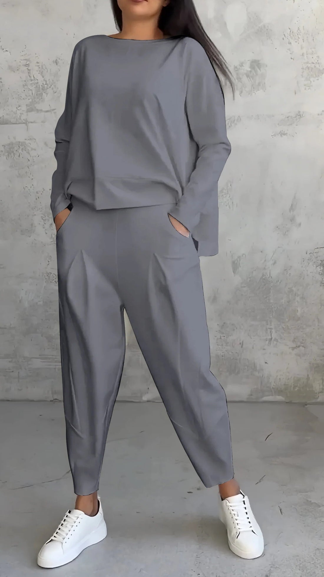 Emilie Ensemble Femme – Tenue à Col Rond en Spandex Confortable et Élégante au Style Moderne