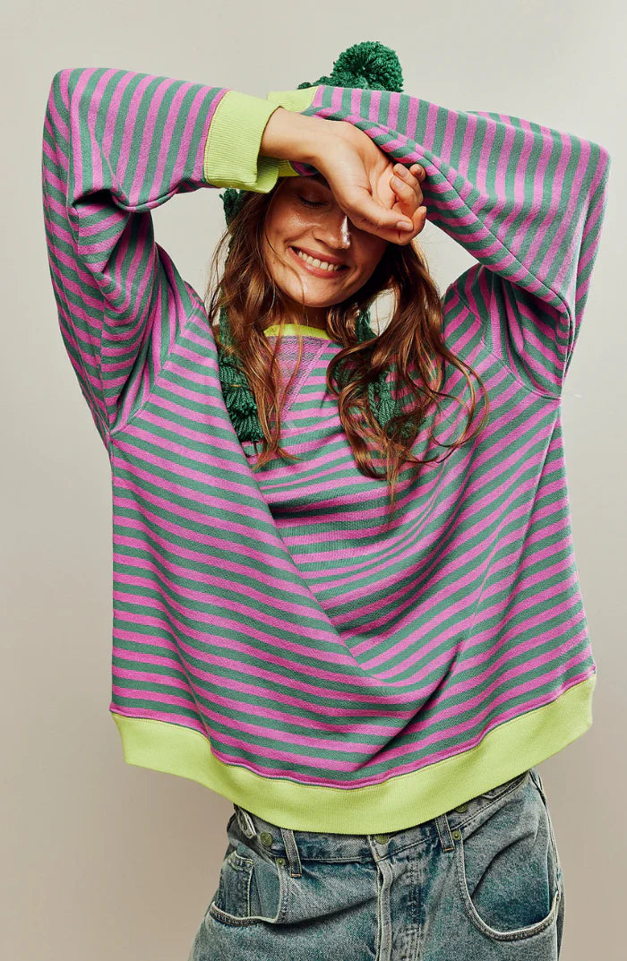Mila Sweat Oversize – Sweat Confortable avec Rayures Classiques et Détails Contrastés