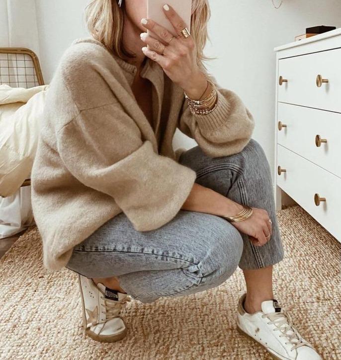 Lindy Cardigan Oversize Femme – Měkký svetr s knoflíky a moderním volným střihem