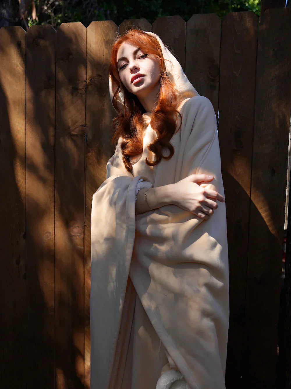 Eden Hoodie Blanket – Sweat à Capuche Oversize en Polaire Douce avec Confort Chaud & Respirant