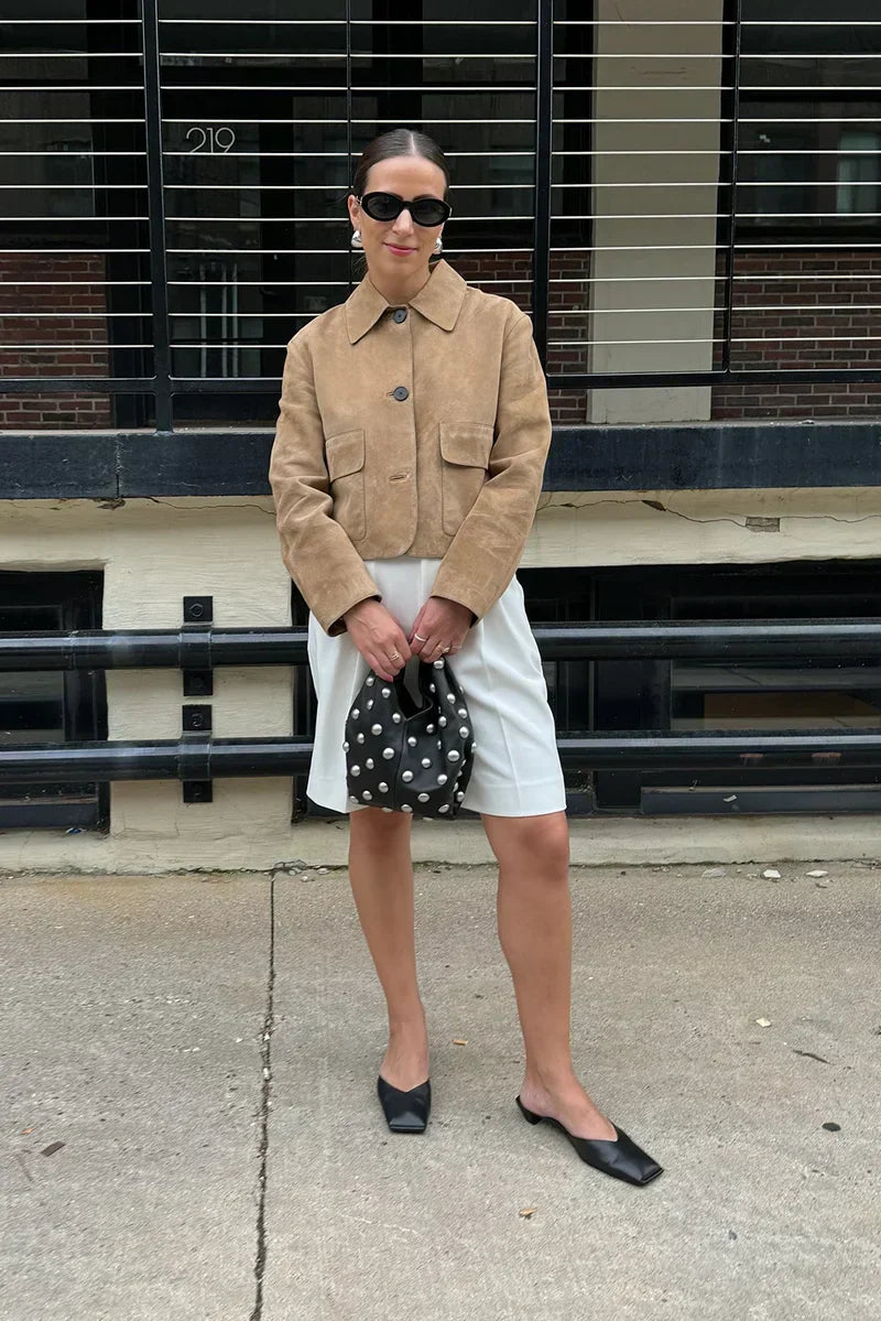 Laurel Veste Femme – Courte en Suédine Beige Élégant, Style Minimaliste & Urbain