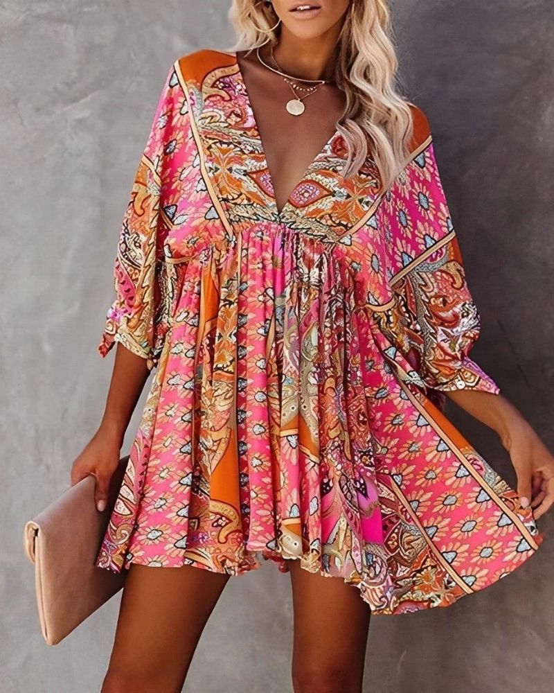 Robe d’Été Femme Ava – Mini Robe Légère avec Col en V, Manches 3/4 & Détail Bohème Imprimé