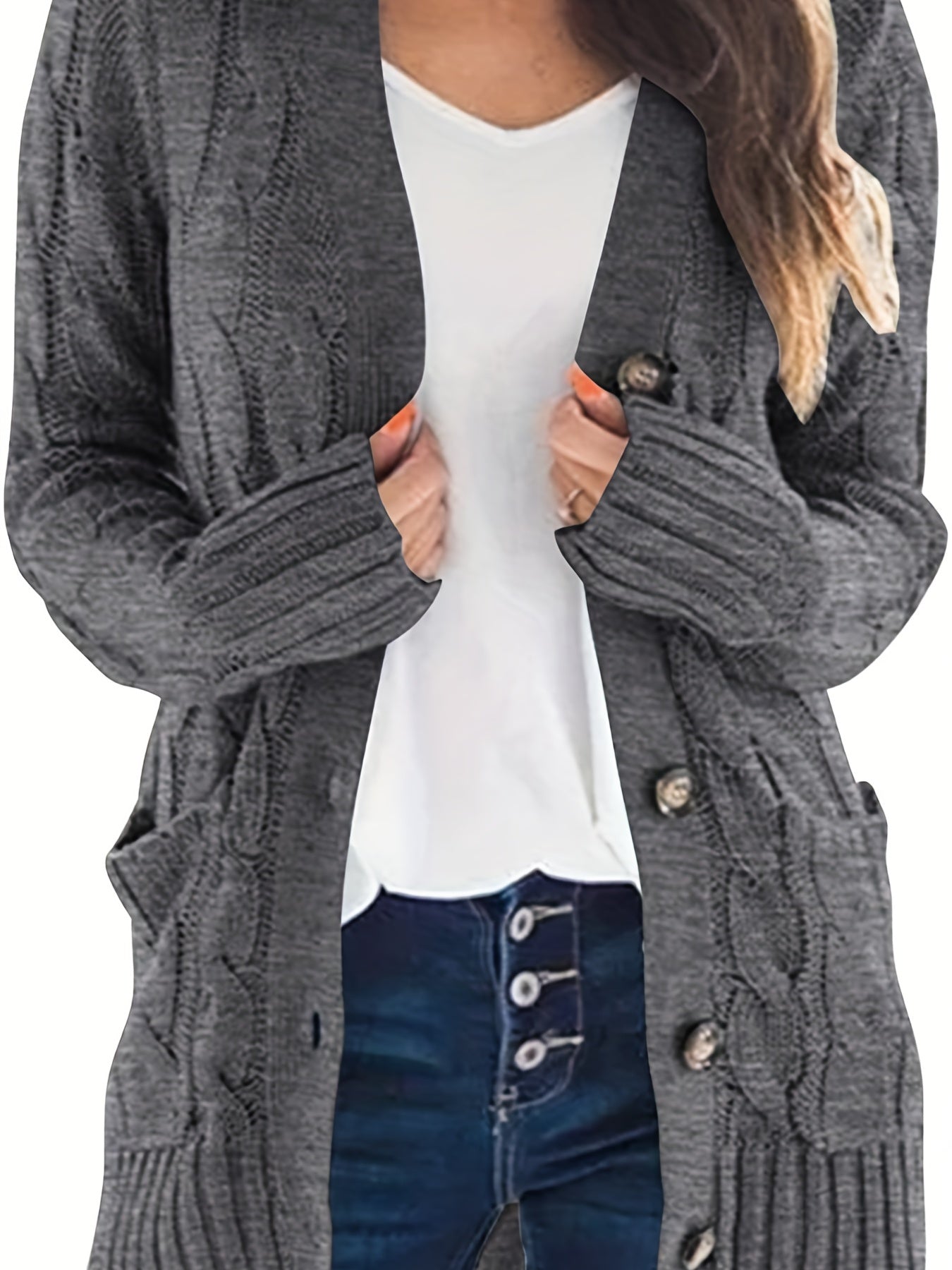 Lissy Gilet Femme – Cardigan varm med kabelstrik, knapper og moderne komfortabel pasform