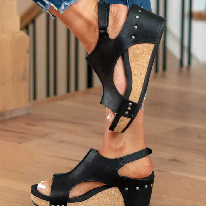Sandali a cuneo di Milla Women - pelle PU, tallone di sughero, Fine aperta e flangia posteriore