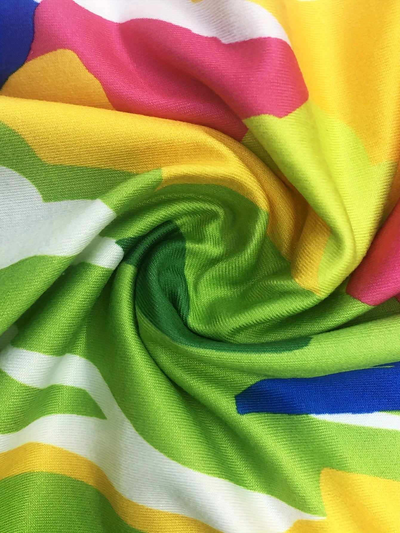 Vestido caftán Oaklynn para mujer: caftán largo ligero con estampado multicolor y estilo veraniego.