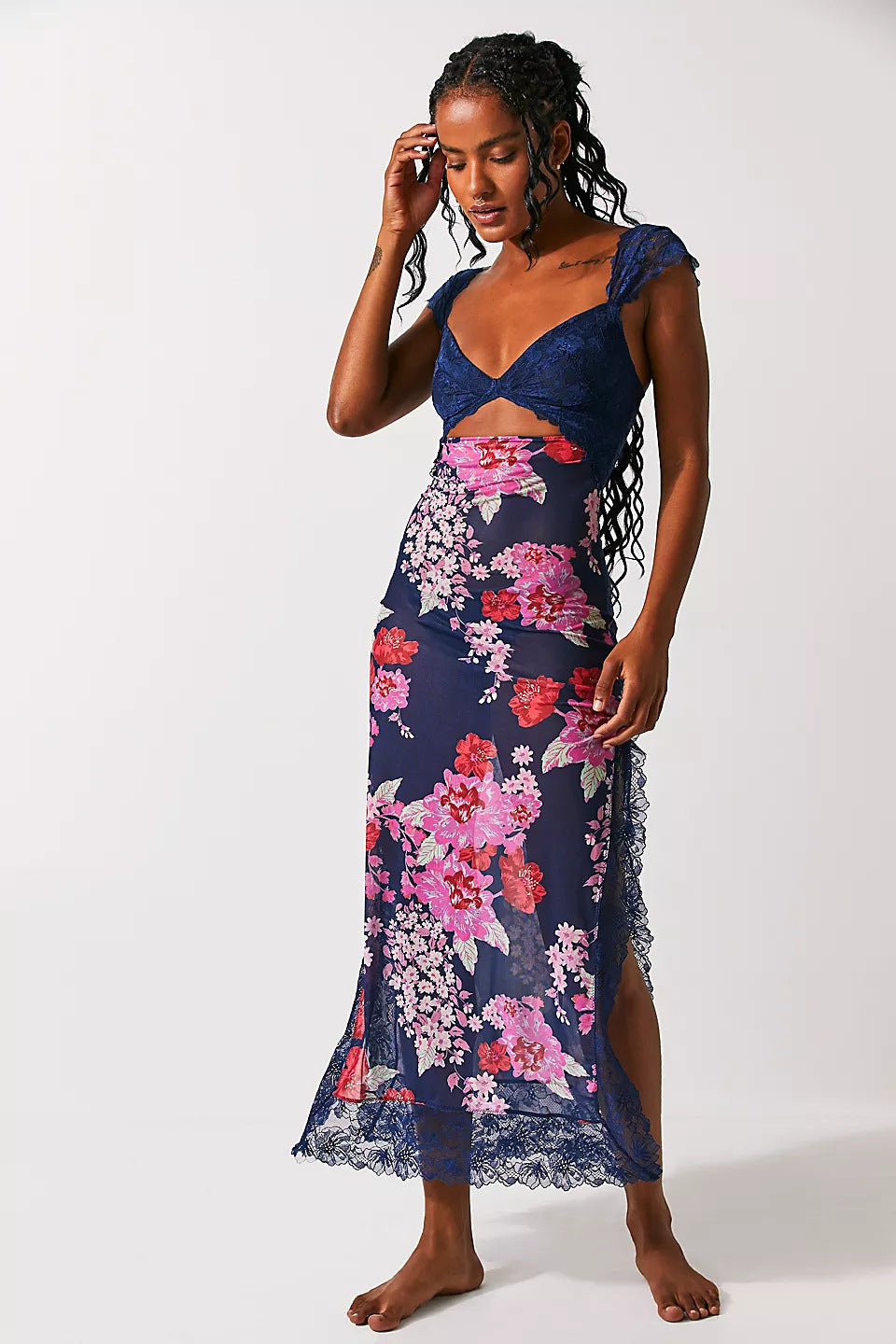 Dina Robe Midi Été – Tissu Dentelle & Polyester Haut de Gamme pour un Style Chic et Raffiné