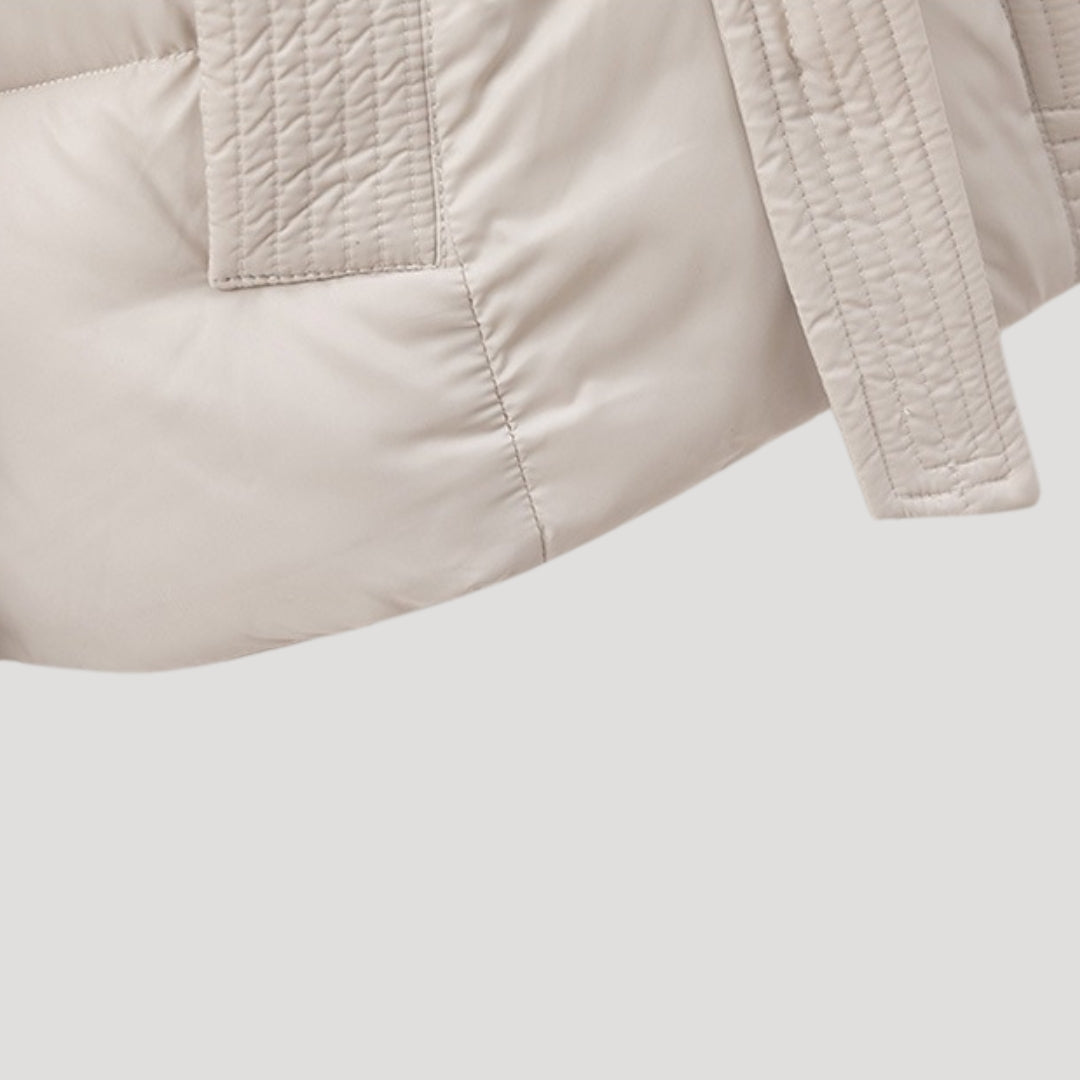 Leyna Dunjakke til kvinder – Frakke med bælte, varm hætte og elegant snit