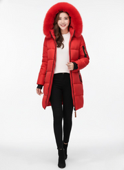 Andrea Doudoune Longue Femme – Design Matelassé, Capuche Fausse Fourrure & Style Urbain