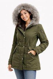 Angelica Damen-Winterparka – Mittellanger Schnitt, Kapuze mit Kunstpelz & Stadtstil