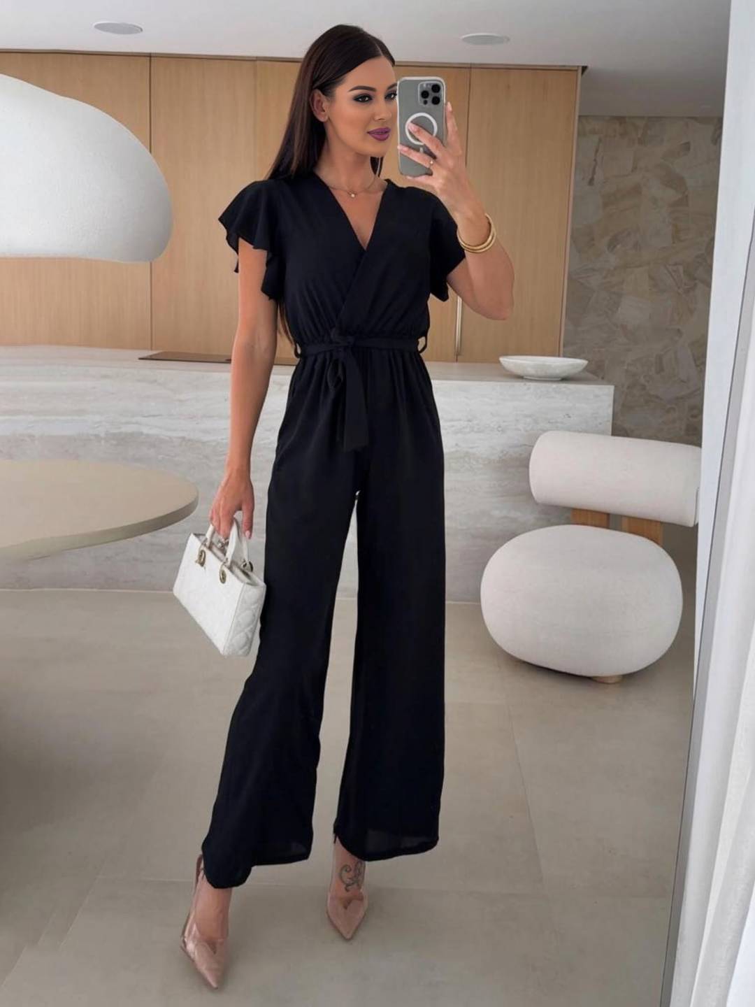 Rochelle Combinaison Femme – Élégante Combinaison Unie avec Décolleté en V, Ceinture & Jambes Amples à Volants