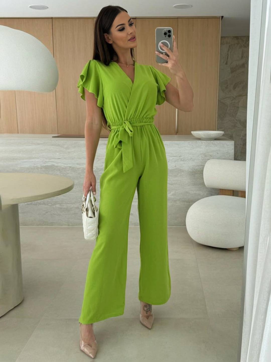 Rochelle Combinaison Femme – Élégante Combinaison Unie avec Décolleté en V, Ceinture & Jambes Amples à Volants