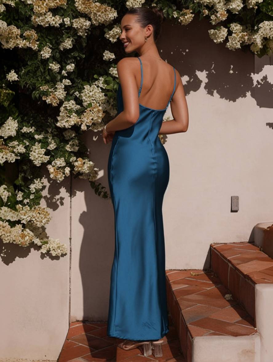 Roselyn Robe de Soirée Femme – Élégante Robe Satinée Sans Manches avec Dos Nu & Bretelles Spaghetti