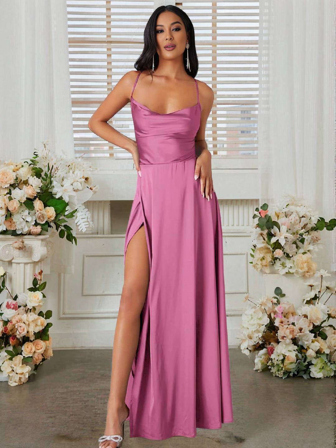 Lorra Robe de Soirée Femme – Élégante Longue Robe Satinée avec Fente, Dos Nu & Bretelles Fines