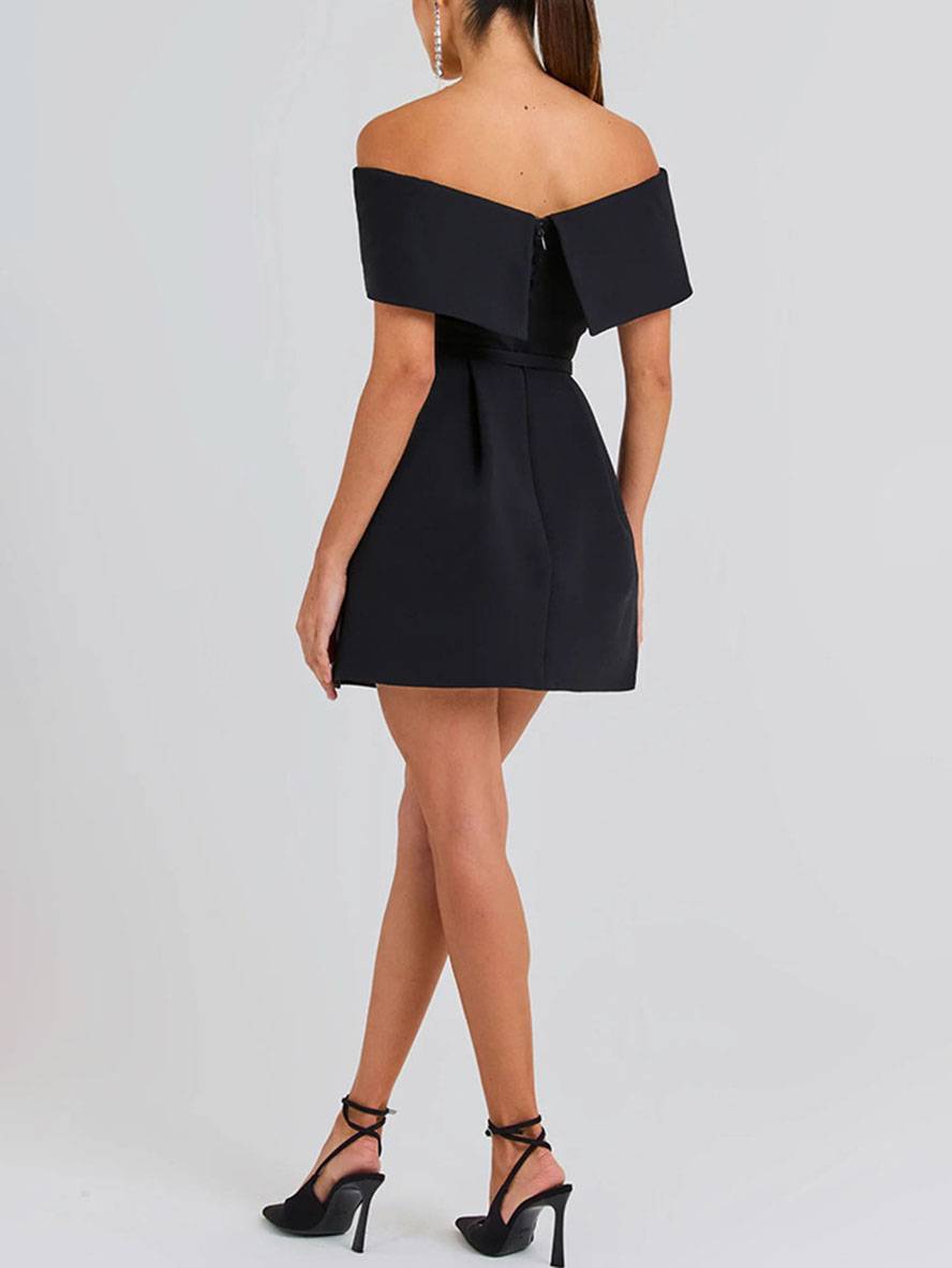 Haziel Robe de Cocktail Femme – Robe Patineuse Sans Manches avec Encolure Bateau, Ceinture & Coupe Élégante