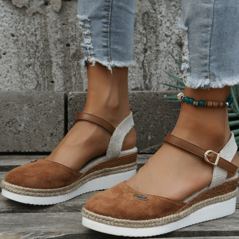 Carina Women's Sandals - Elegante attività con chiusura ad anello regolabile e stile bohémien