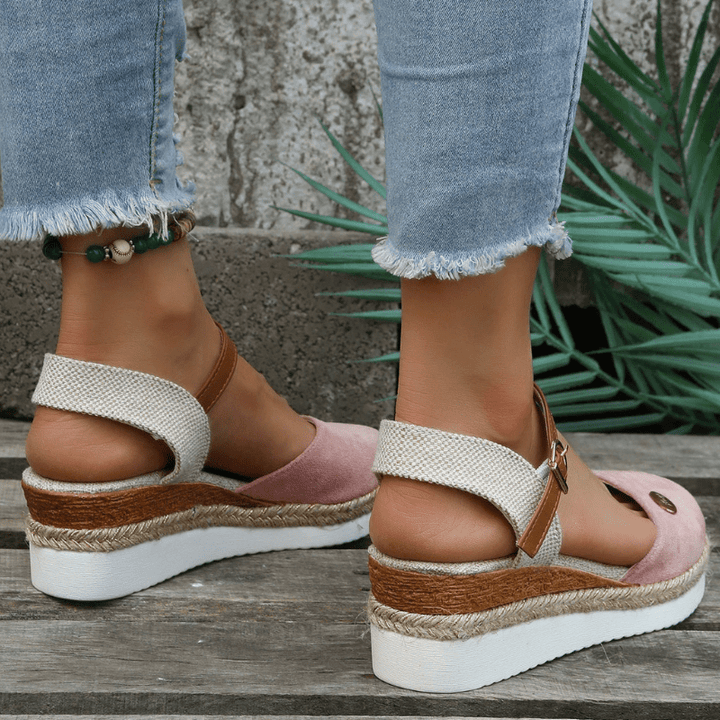 Carina Women's Sandals - Elegante attività con chiusura ad anello regolabile e stile bohémien