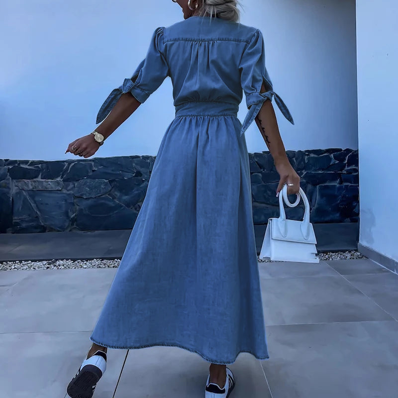Abito di jean da donna di Jane - abito lungo in jeans con bottoni e look da donna casual