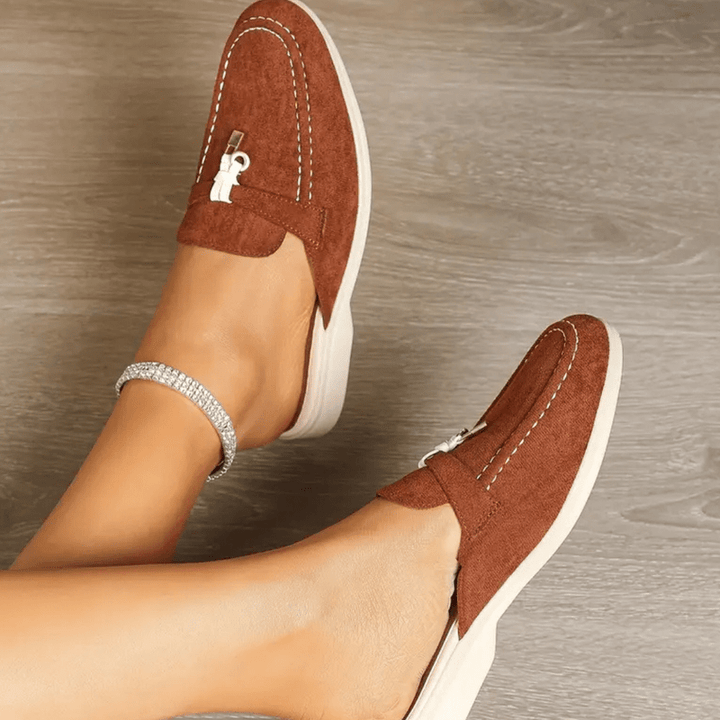 Maris Mocasins Mujeres - Mulas de verano Daim Efecto con Pompon y detalles contrastantes