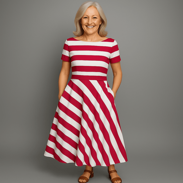 Clara Robe Midi Femme – Robe Rayée à Manches Courtes, Coupe Trapèze & Poches Latérales