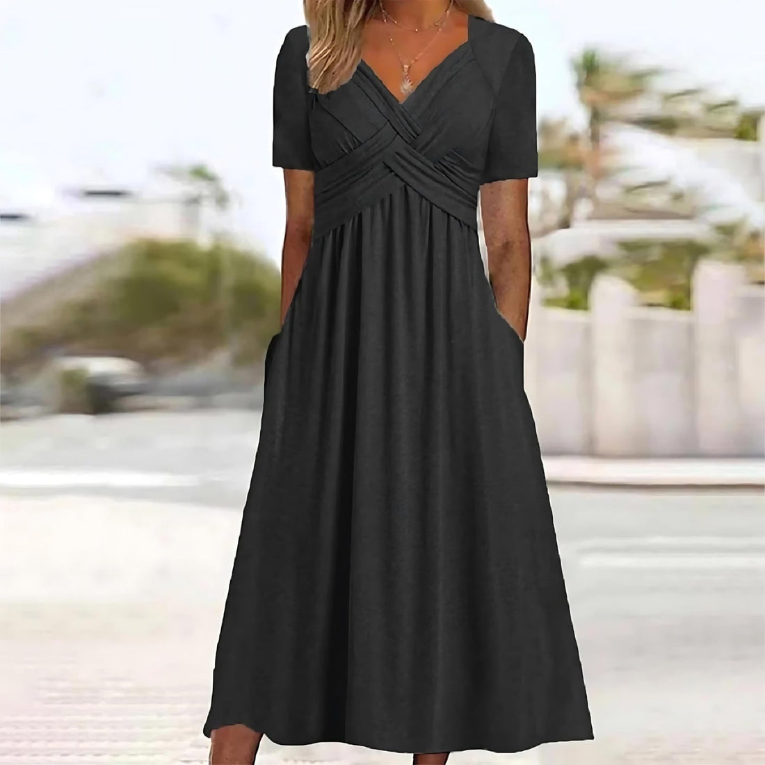 Vestido para mujeres de Queenie Midi - elegante vestido de verano con V y mangas cortas ligeras
