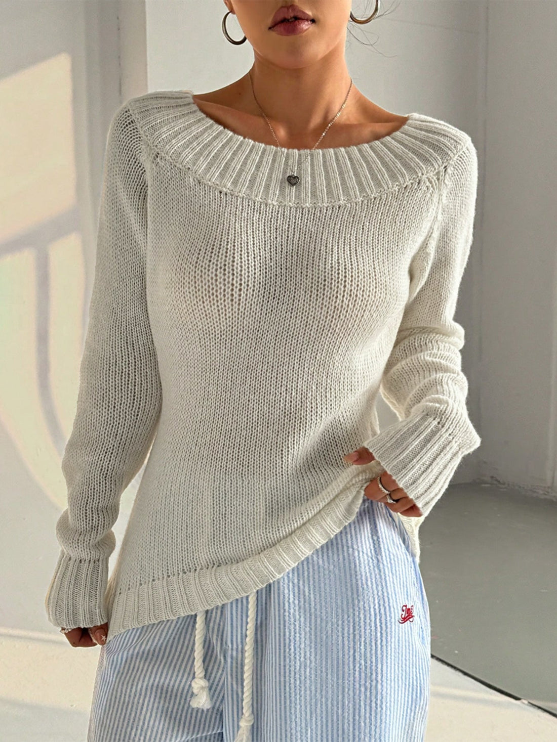 Melanie Pull Femme – Tricot à Épaules Dénudées Élégant & Maille Douce Automne/Hiver
