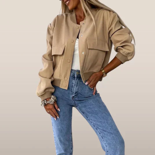 Paula Veste Bomber Femme – Style Court avec Poches à Rabat & Look Urbain Tendance