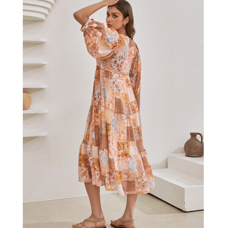 Rosina Robe Longue – Imprimé Bohème Abstrait & Coupe Fluide à Étages