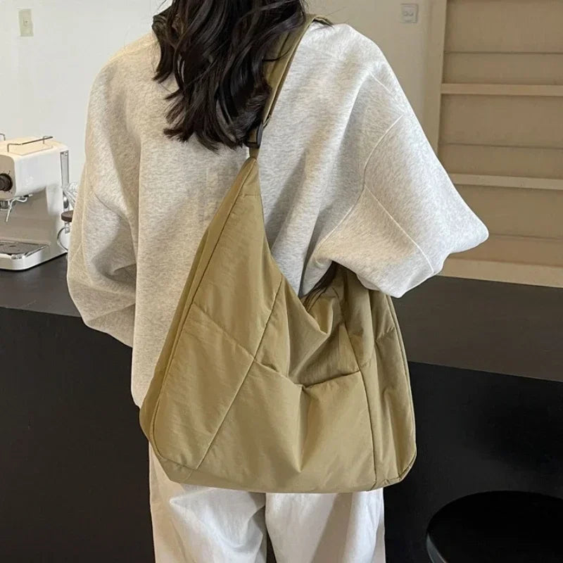 Lucille Geantă de umăr pentru femei – Geantă mare elegantă cu compartimente și curea reglabilă