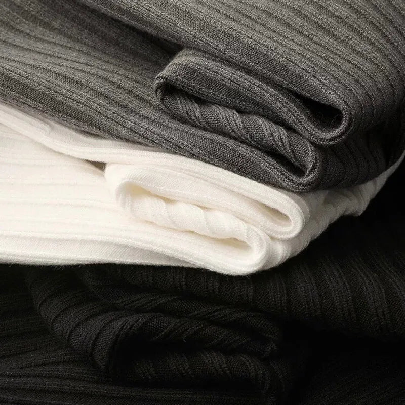 Jaime Polo til mænd med ribstrik og lange ærmer – lynlåshals, regular fit og elegant stil