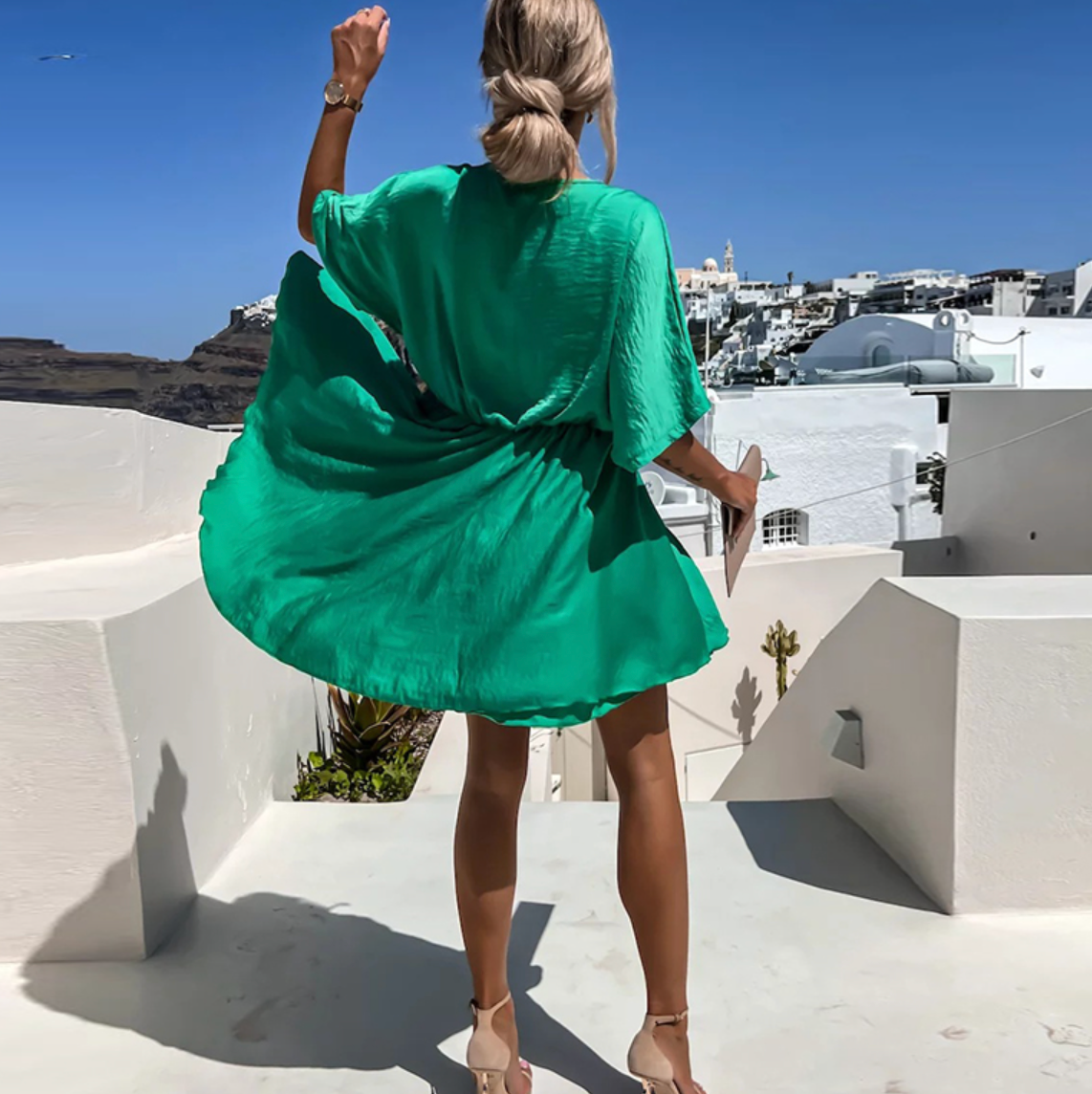 Vestido de tela para mujeres de Brooklyn: elegante vestido de volante con detalles retorcidos y cortes de luz