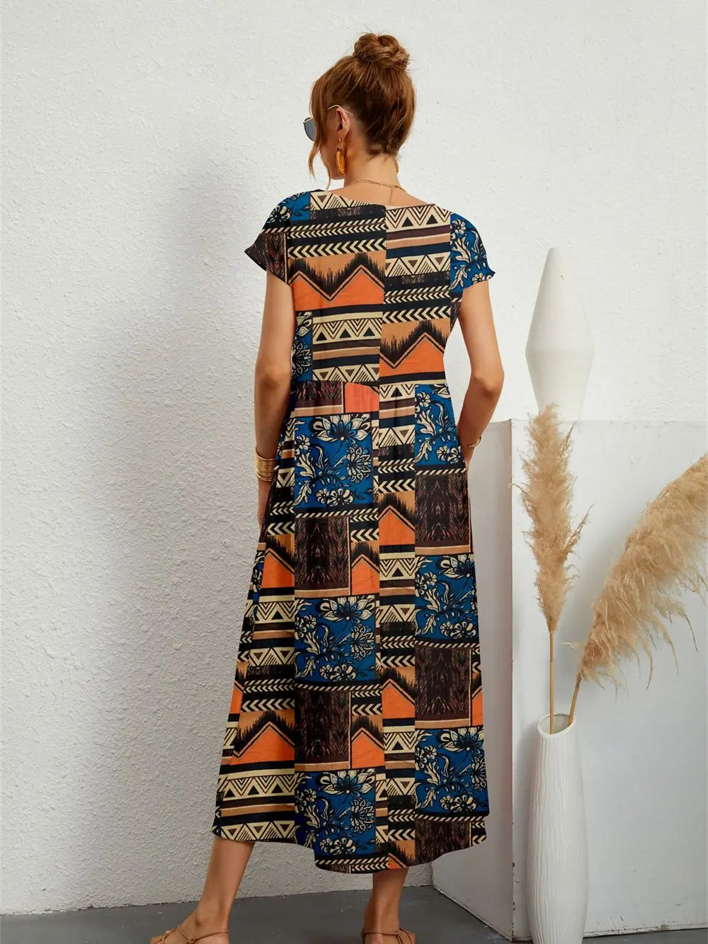 Abito midi da donna Remi - Abito floreale con vestibilità rilassata ed eleganza estiva naturale