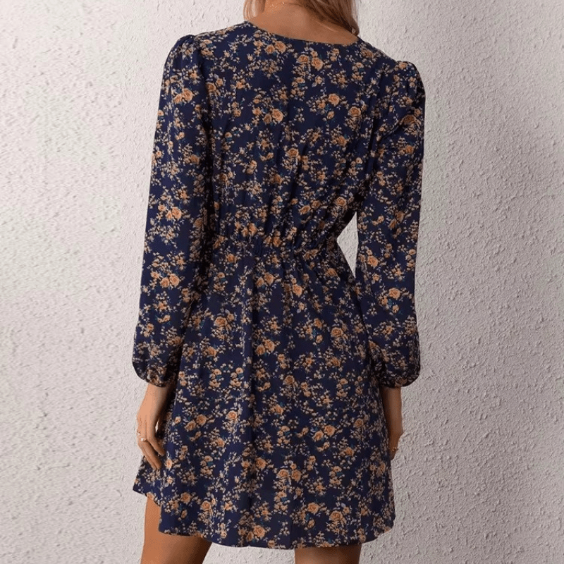 Selina Mini Vestido para mujeres - estampado floral romántico con cuello en V y corte de fluido y corte