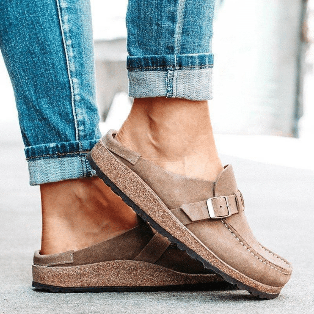 Georgia Sabots Femme Comfort - Mulas ergonómicas con flagle de cierre para un estilo relajado
