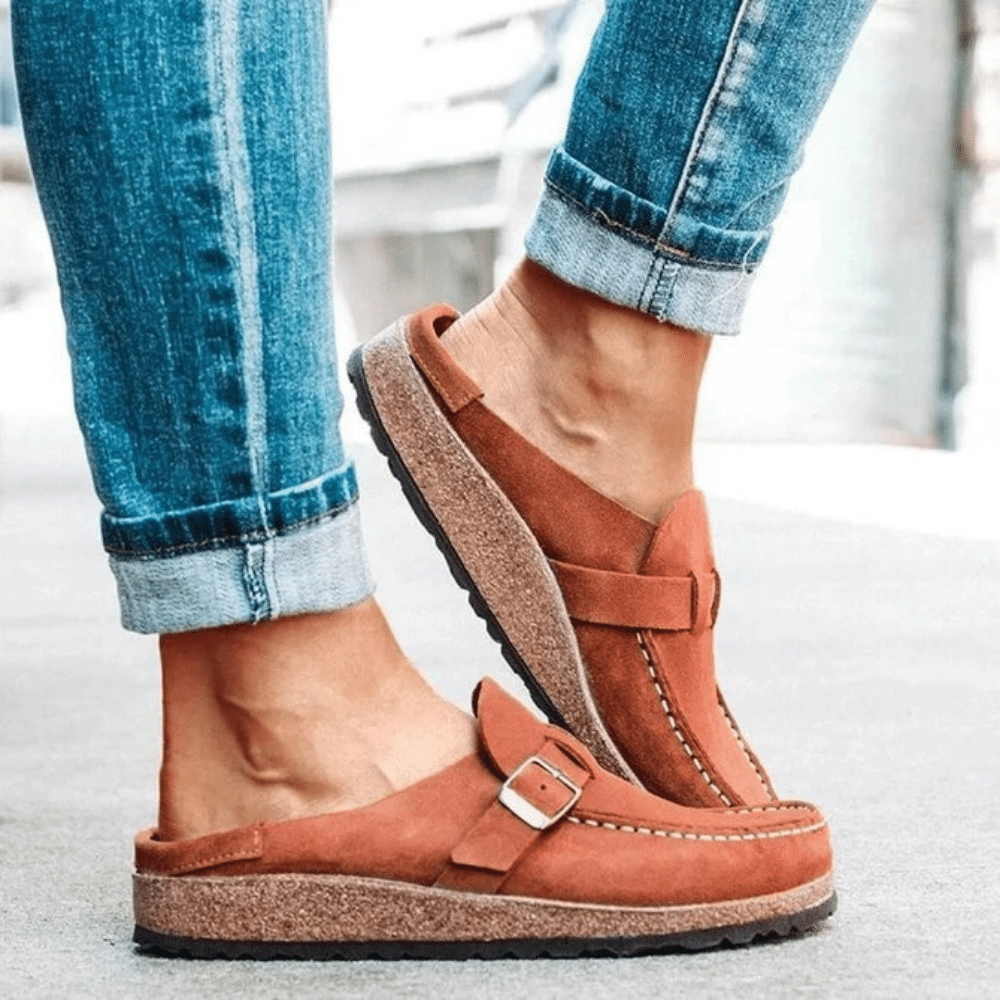 Georgia Sabots Femme Comfort - Mulas ergonómicas con flagle de cierre para un estilo relajado