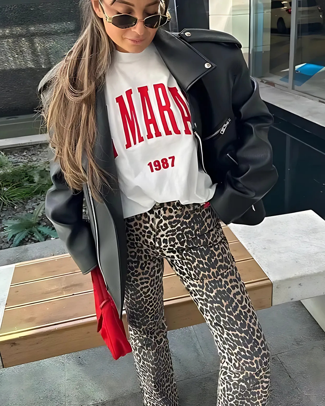 Jeans da donna Kaeli: stampa leopardata alla moda e vestibilità comoda