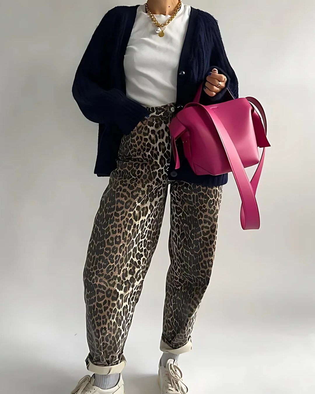 Jeans da donna Kaeli: stampa leopardata alla moda e vestibilità comoda