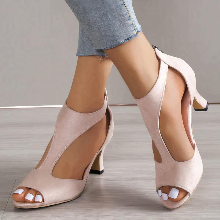 Sandali con tacco da donna Cassie - eleganti scarpe aperte con ritagli e suole di supporto